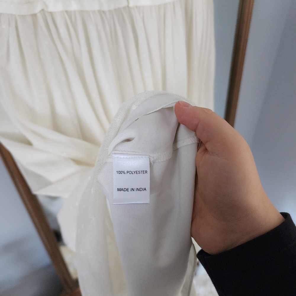 Ivy City Co Ballerina Dress In White - Picture 9 of 9
